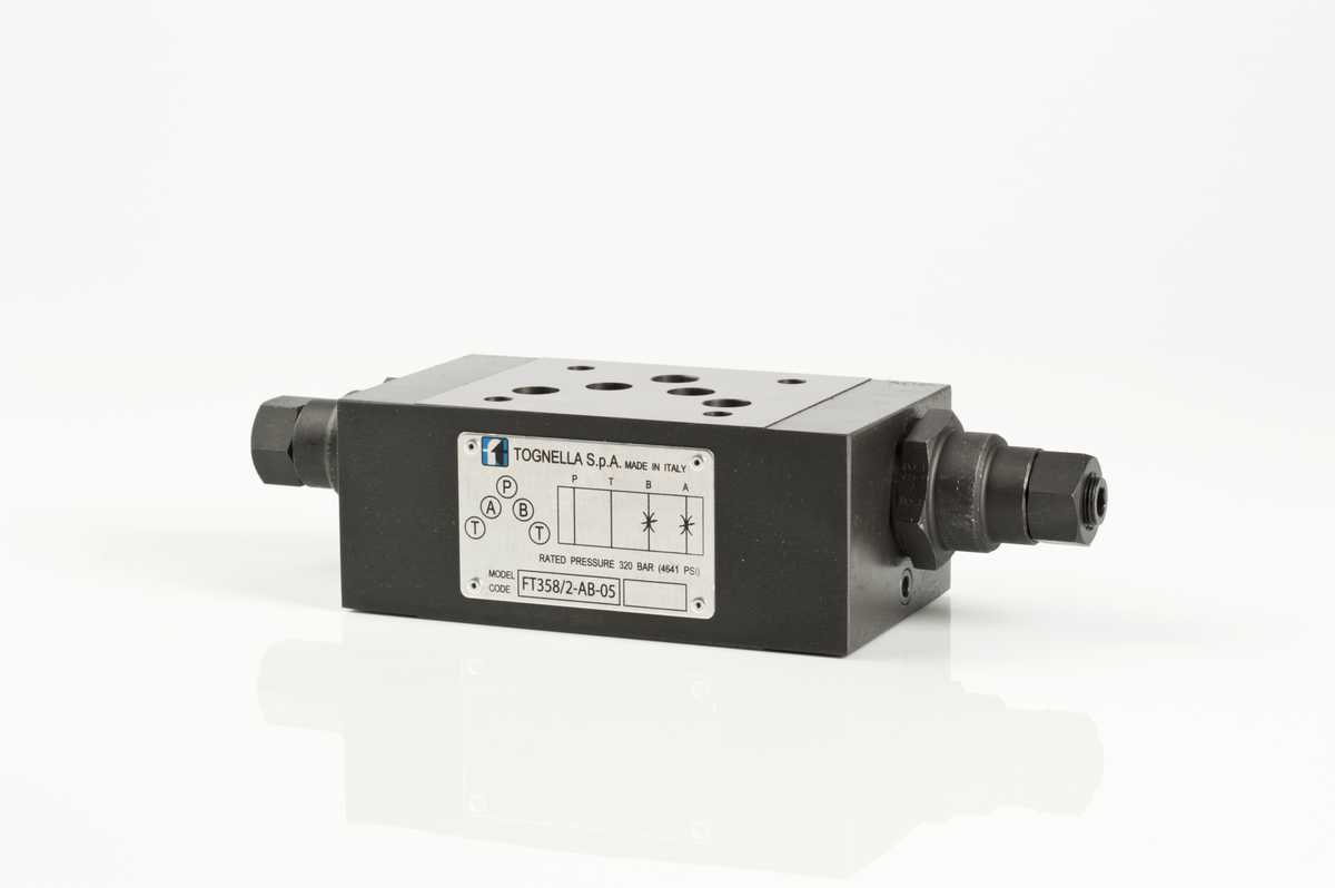 Double-acting flow control valves Cetop 5 